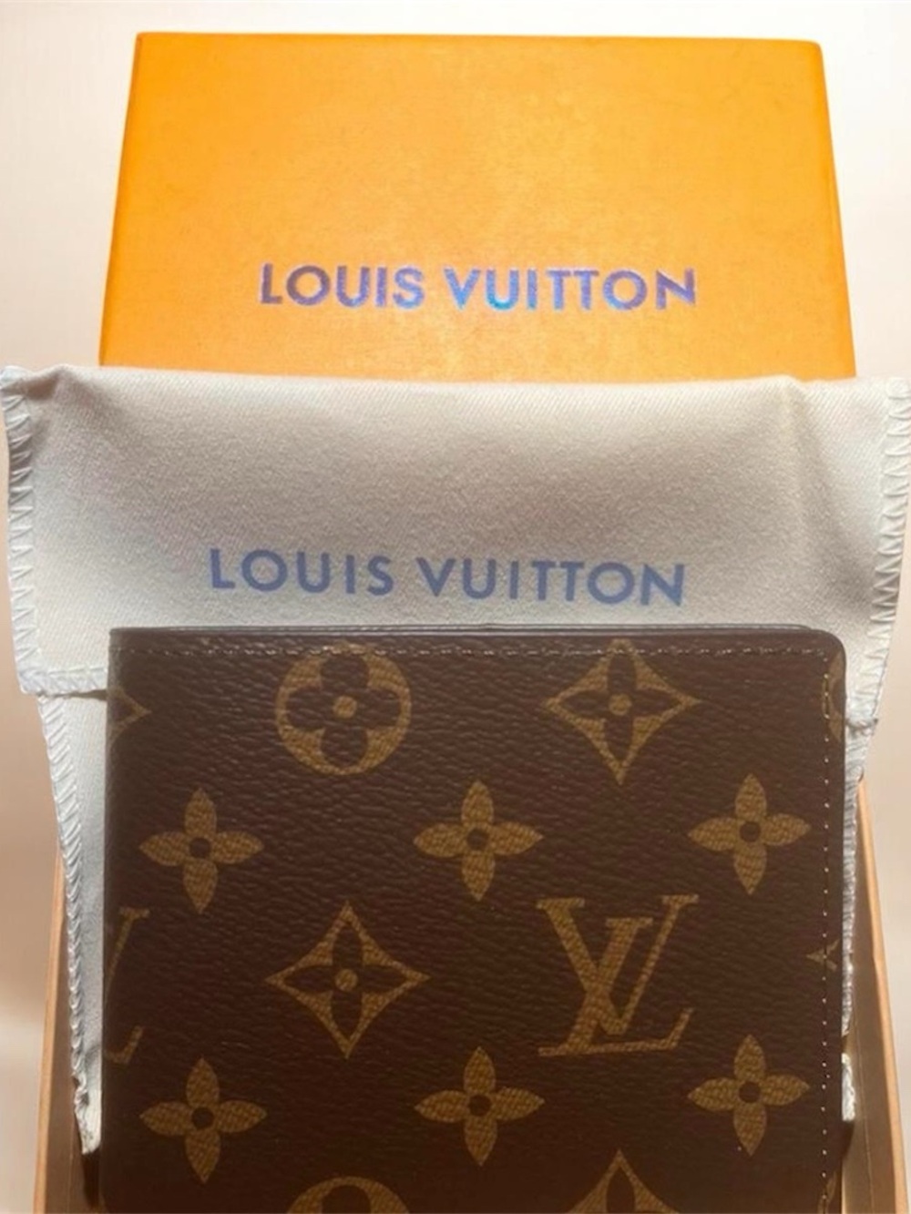 ❌SOLD❌Louis Vuitton Monogram Canvas Bifold Wallet - Brown